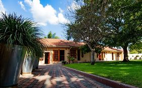 Tambati Overnight And Conference Center